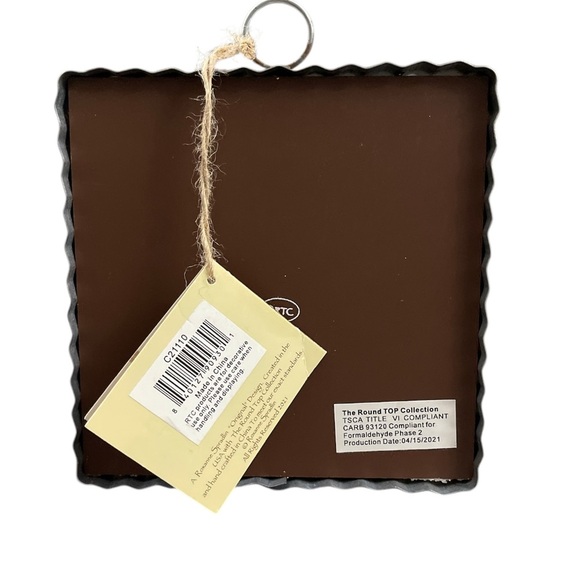 Round Top Collections Christmas Holiday Little Angel Singing Carols Metal Charm - Picture 3 of 3